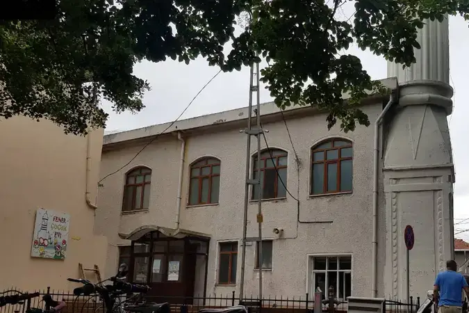 İstanbul Sarıyer Rumeli Feneri Yeni Cami kapak görseli
