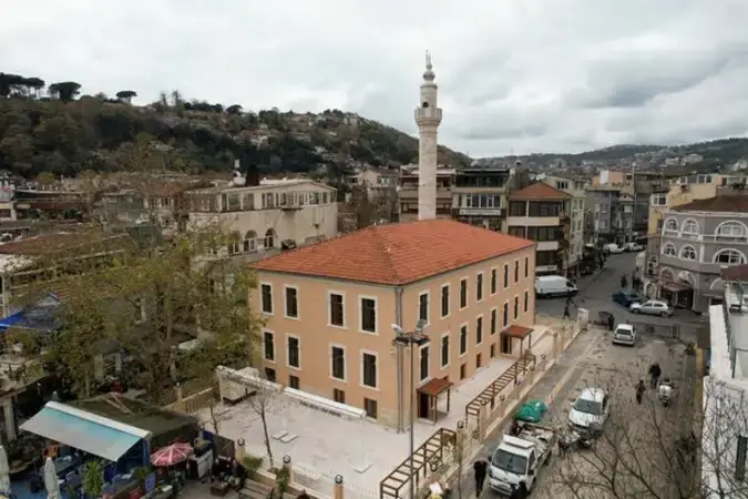 İstanbul Sarıyer Sarıyer Mehmet Kethüda Cami kapak görseli