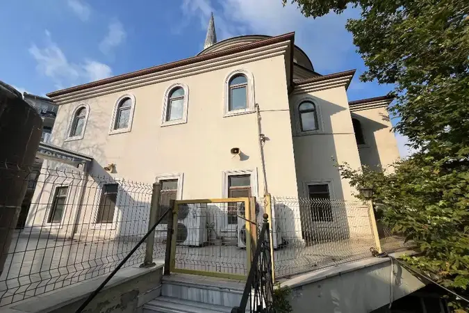 İstanbul Sarıyer Sarıyer Yeni Merkez Cami kapak görseli