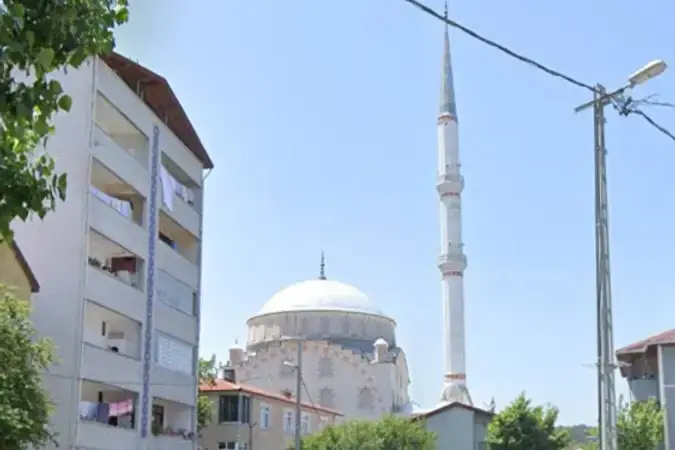 İstanbul Sarıyer Tarabya Birlikevler Cami kapak görseli