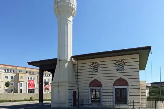İstanbul Silivri Mehmet Rıfat Börekçi Cami kapak görseli