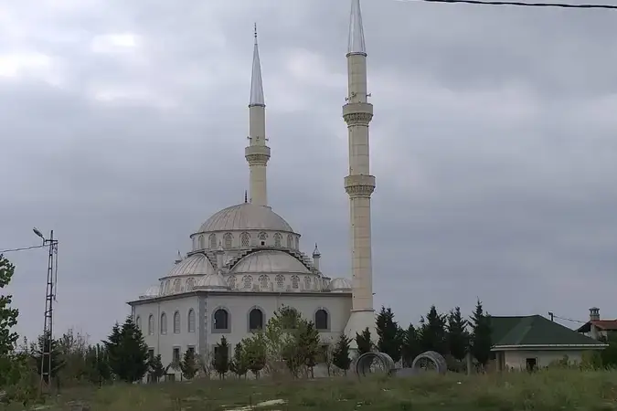 İstanbul Silivri Karakaş Cami kapak görseli