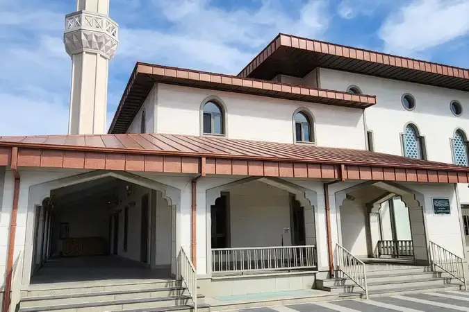 İstanbul Silivri Sultan 2. Abdülhamid Cami kapak görseli