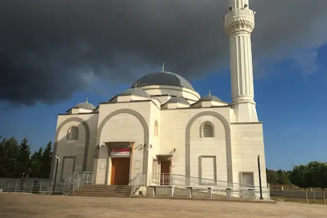 İstanbul Silivri Tevhid Cami kapak görseli