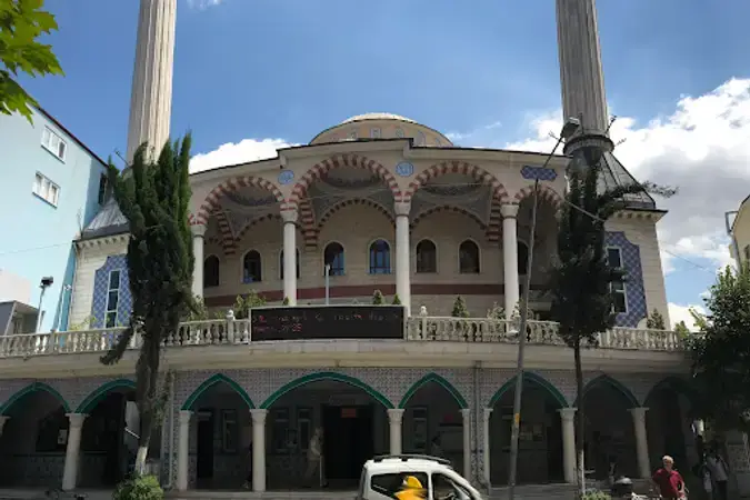 İstanbul Şişli Zincirli Kuyu Cami kapak görseli