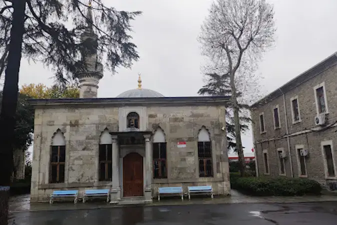 İstanbul Şişli Darülaceze Cami kapak görseli