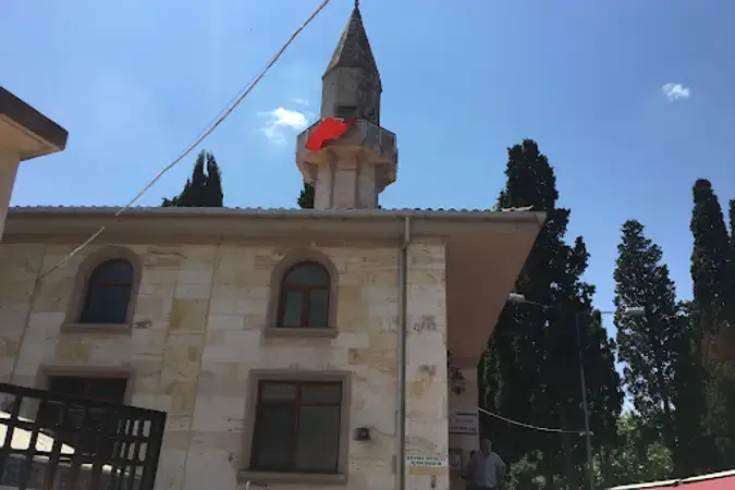 İstanbul Şişli Hacı Ayşe Sarıgül Cami kapak görseli