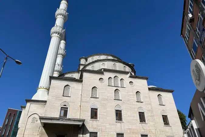İstanbul Şişli Mecidiyeköy Tevfikağazade Cami kapak görseli