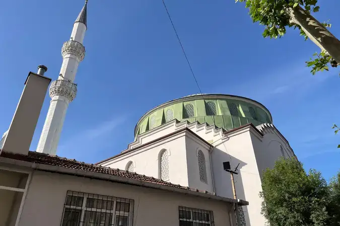 İstanbul Şişli Mecidiyeköy Merkez Cami kapak görseli