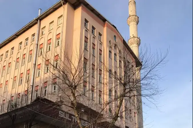 İstanbul Sultanbeyli Ulu Cami kapak görseli