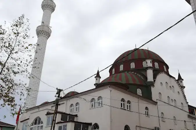 İstanbul Sultanbeyli Hasan Hüseyin Cami kapak görseli