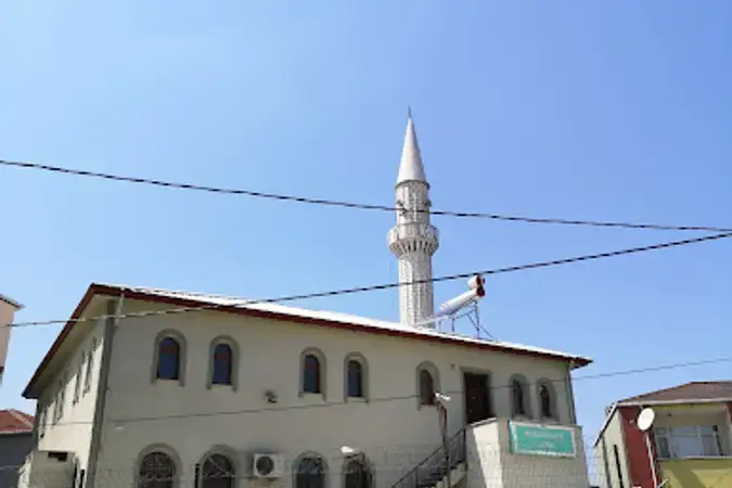 İstanbul Sultanbeyli Mücahitler Cami kapak görseli
