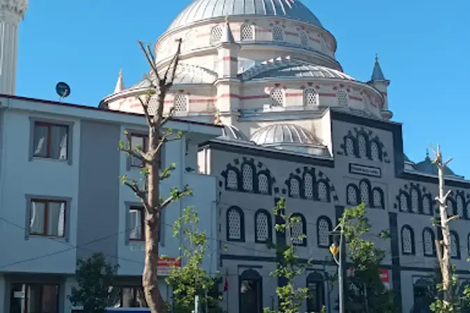 İstanbul Sultanbeyli Orhangazi Cami kapak görseli