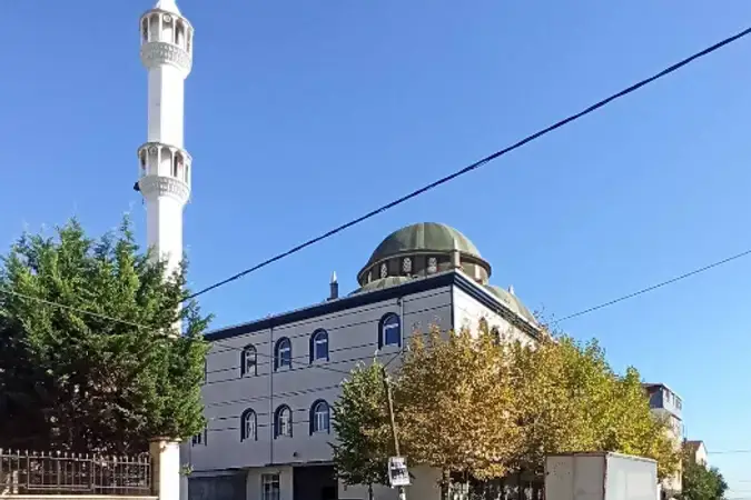 İstanbul Sultanbeyli Orhangazi İmami Şafii Cami kapak görseli