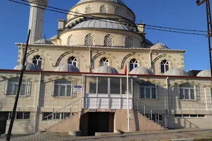 İstanbul Sultangazi Kanuni Sultan Süleyman Cami kapak görseli