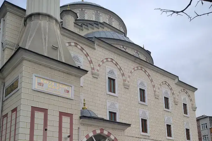 İstanbul Sultangazi Ravza Cami kapak görseli