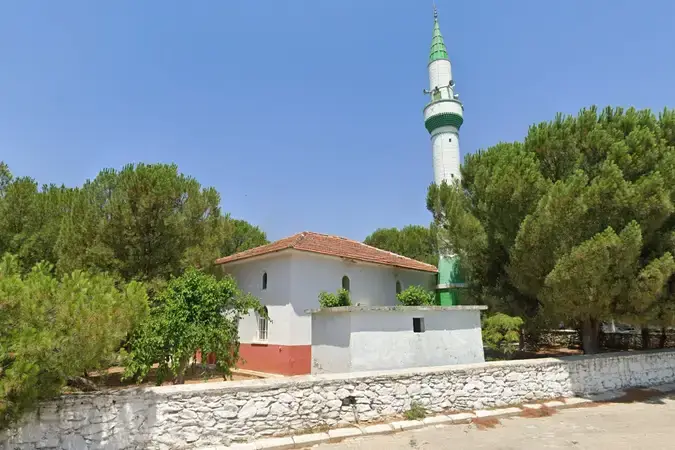 İzmir Torbalı Taşkesik Mahallesi Cami kapak görseli