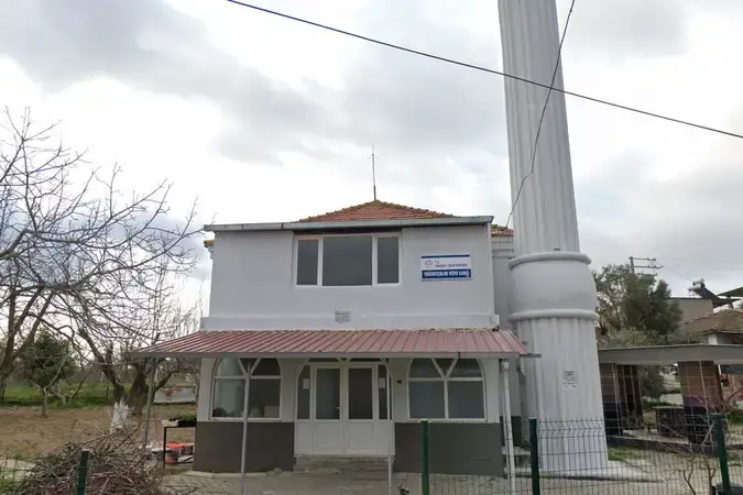 İzmir Torbalı Yoğurtçular Köyü Cami kapak görseli