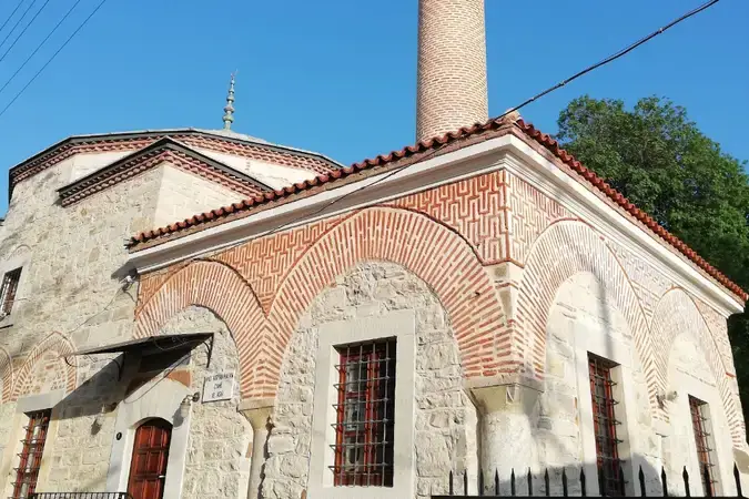 İzmir Urla Çarşı Hoca Ali Cami kapak görseli