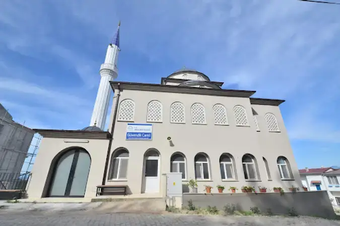 İzmir Urla Güvendik Cami kapak görseli