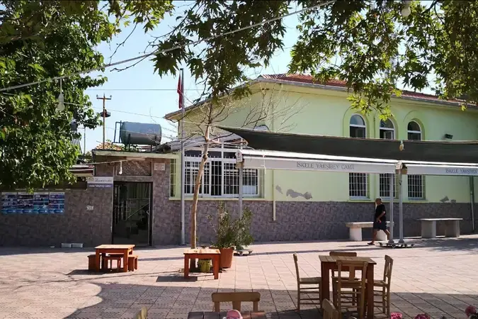 İzmir Urla İskele Yahşibey Cami kapak görseli