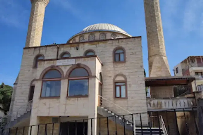 İzmir Aliağa Çakmaklı Mahallesi Cami kapak görseli