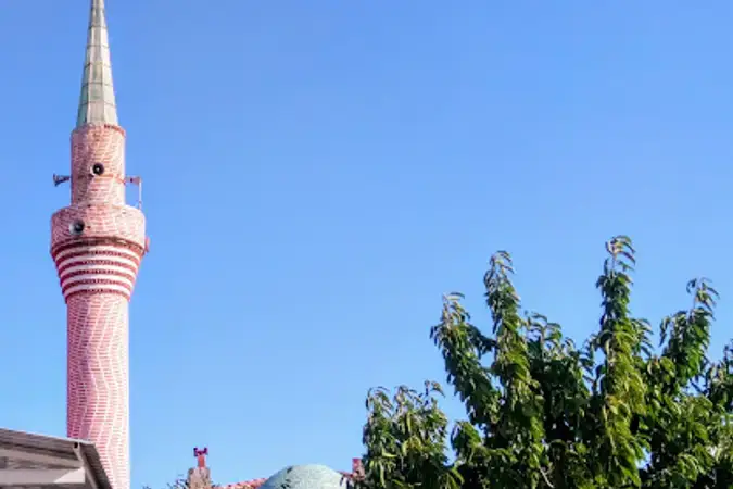 İzmir Aliağa Yenişakran Cami kapak görseli