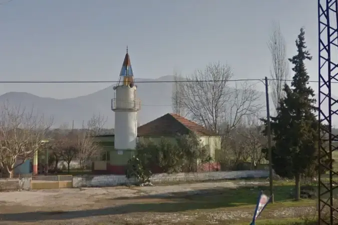 İzmir Bayındır Yakacık Mahallesi Çayır Cami kapak görseli