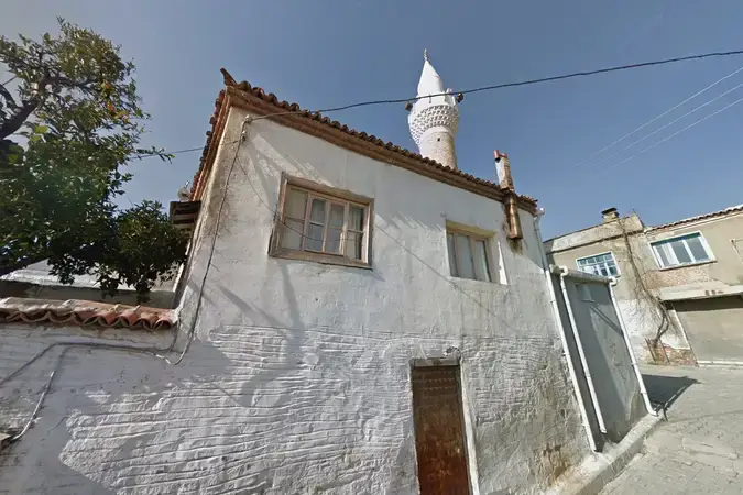 İzmir Bayındır Bıyıklar Cami kapak görseli