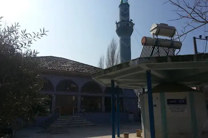 İzmir Bayındır Pınarlı Çayır Cami kapak görseli
