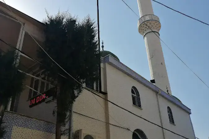 İzmir Bayraklı Ulutepe Cami kapak görseli