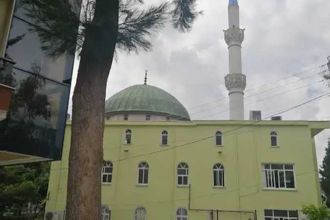 İzmir Bayraklı Gümüşpala Merkez Cami kapak görseli