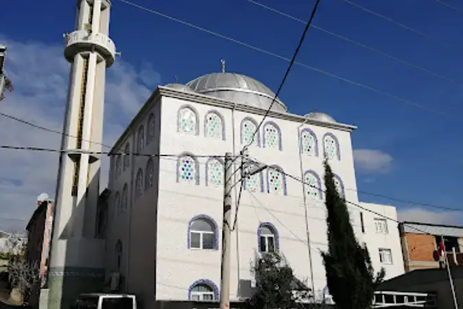 İzmir Bayraklı Günhan Cami kapak görseli