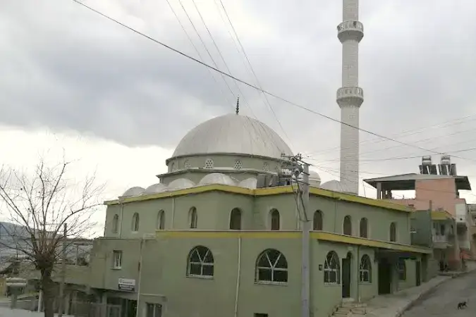 İzmir Bayraklı Süleymaniye Cami kapak görseli