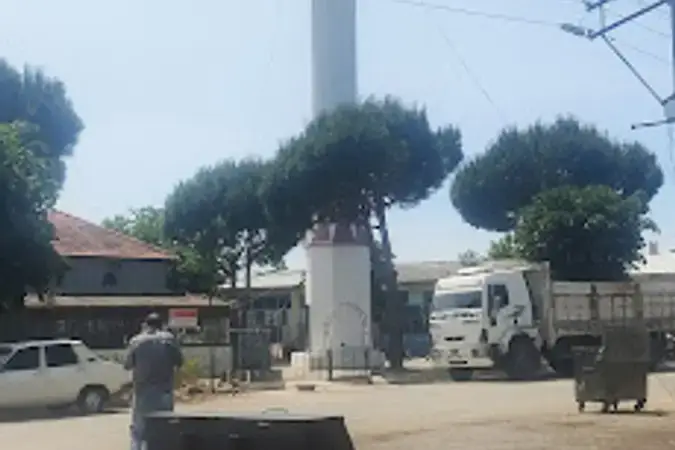 İzmir Bergama Ayaskent Sanayi Cami kapak görseli