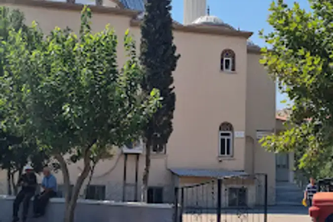 İzmir Bergama Aksa Yıldız Cami kapak görseli