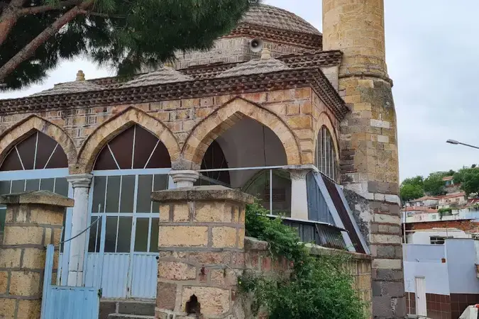 İzmir Bergama Ansarlı Cami kapak görseli