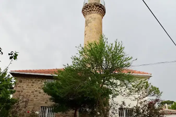 İzmir Bergama Aslanlı Cami kapak görseli