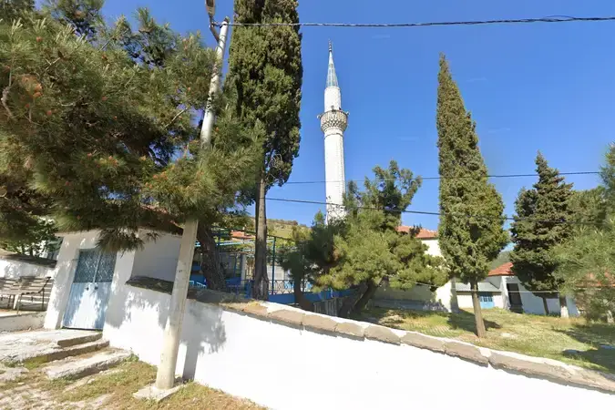 İzmir Bergama Bayramcılar Köyü Cami kapak görseli