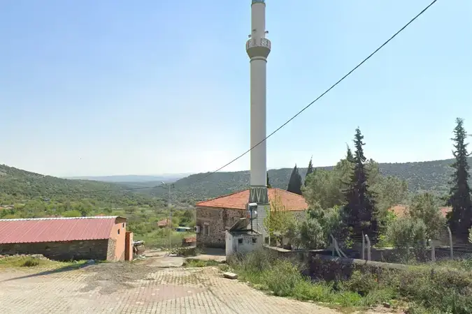 İzmir Bergama Seklik Köyü Cami kapak görseli