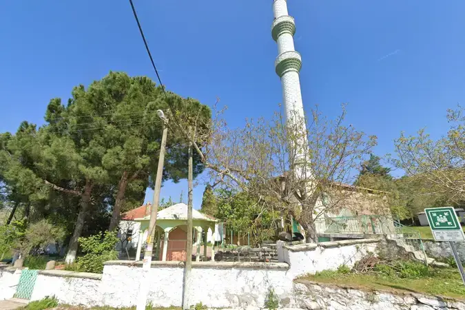 İzmir Bergama Tavukçukuru Köyü Cami kapak görseli