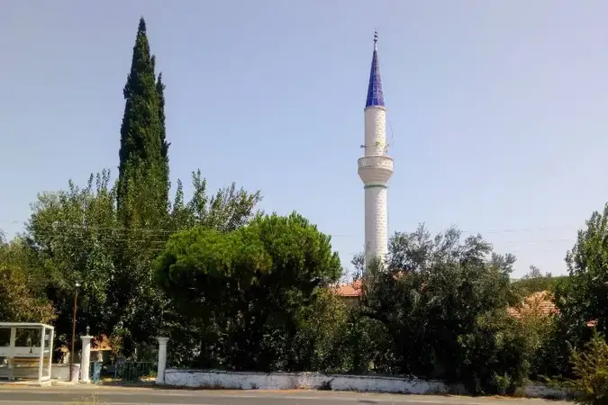 İzmir Bergama Zeytindağ Mahallesi Kazıkbağlar Cami kapak görseli