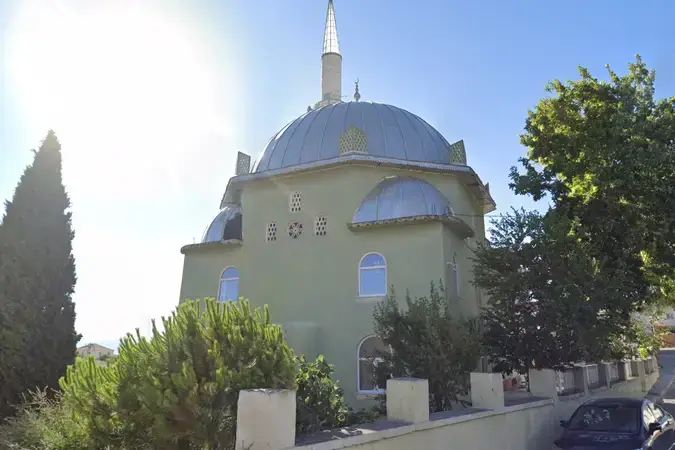 İzmir Bergama Zeytindağ Mahallesi Mimar Sinan Cami kapak görseli