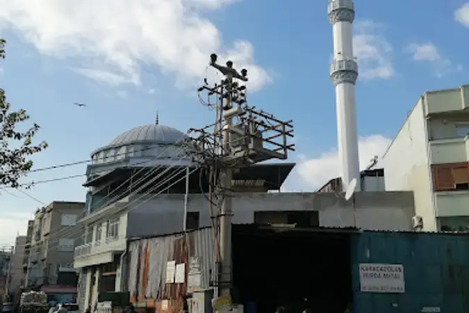 İzmir Bornova Birlik Cami kapak görseli