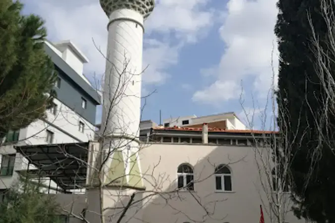 İzmir Bornova Gaziler Cami kapak görseli