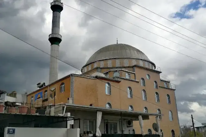 İzmir Bornova İnönü Aksa Cami kapak görseli