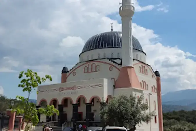İzmir Bornova Irmaklar Cami kapak görseli