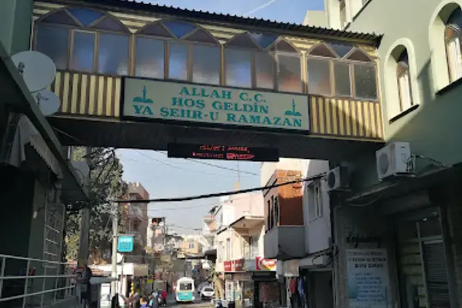İzmir Bornova Koşukavak Cami kapak görseli