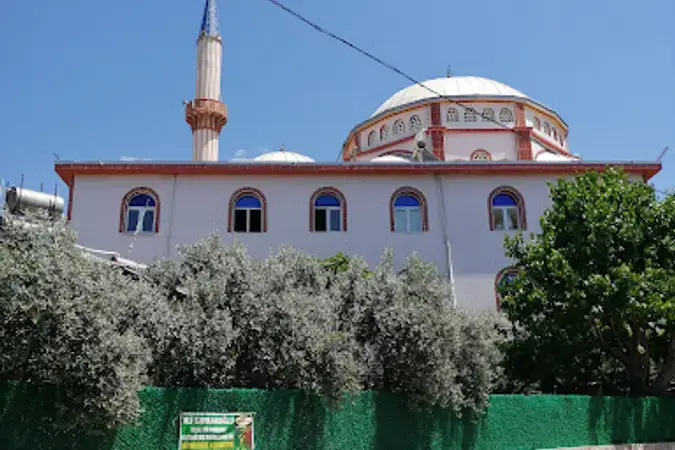 İzmir Bornova 450 Evler Cami kapak görseli