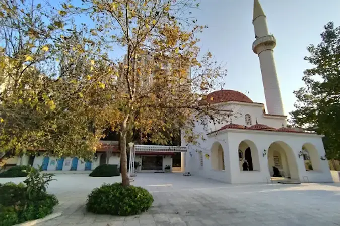 İzmir Buca Osman Nuri Saygın Cami kapak görseli